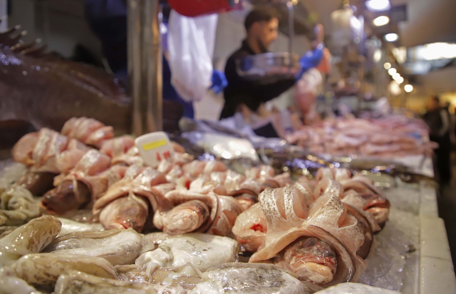 Fotos de las últimas compras para la cena de Nochebuena en Algeciras