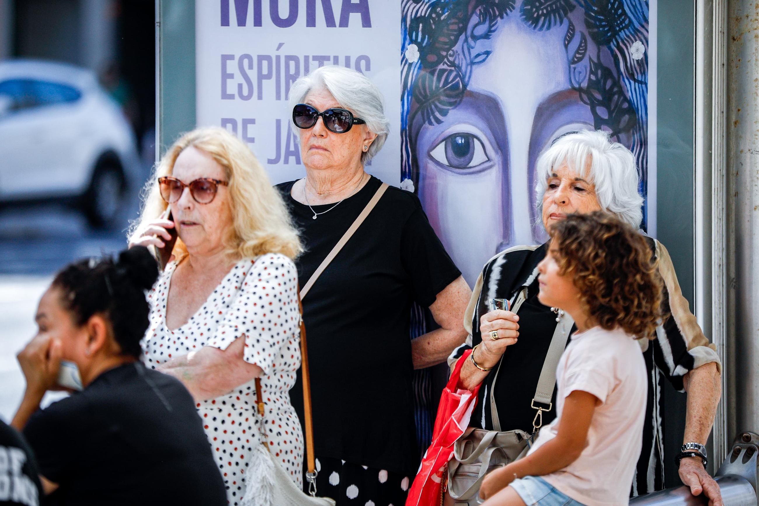 Huelga de autobuses en Cádiz: la paciencia de los usuarios tiene un límite