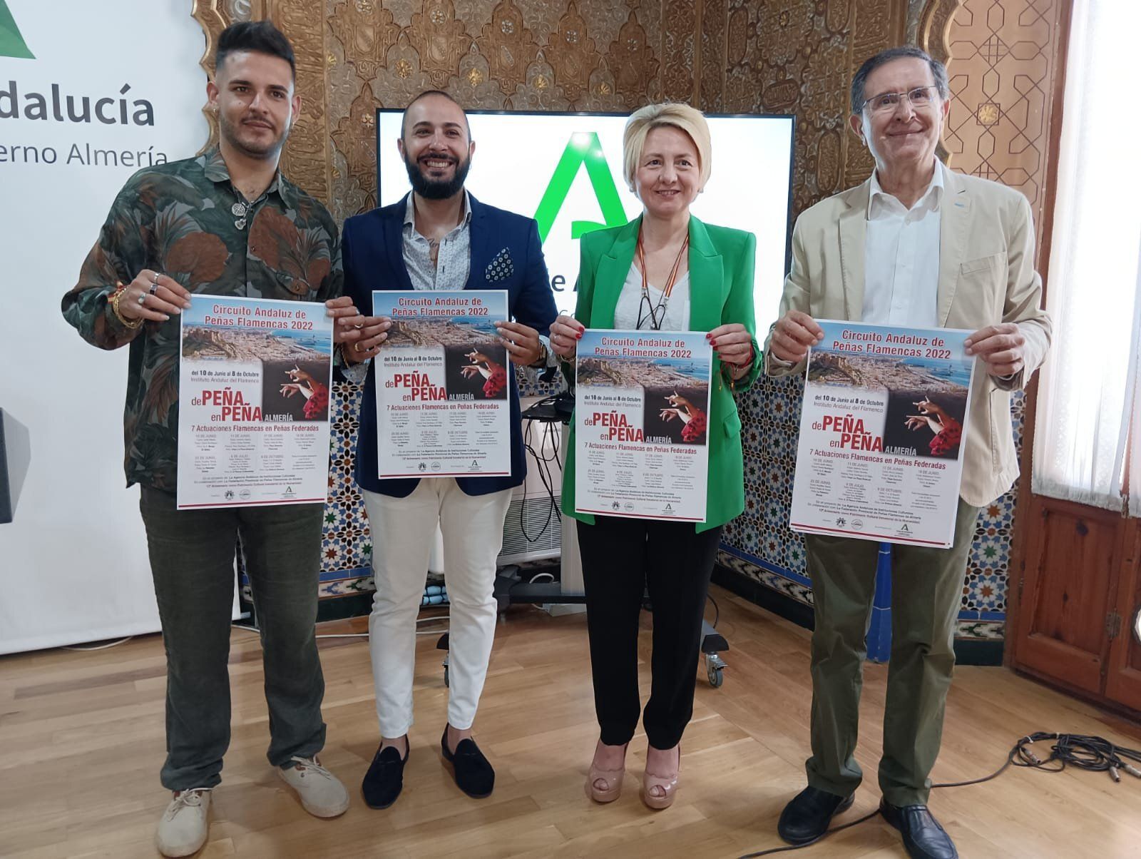 Un instante de la presentación del ciclo de cante en las peñas de Almería