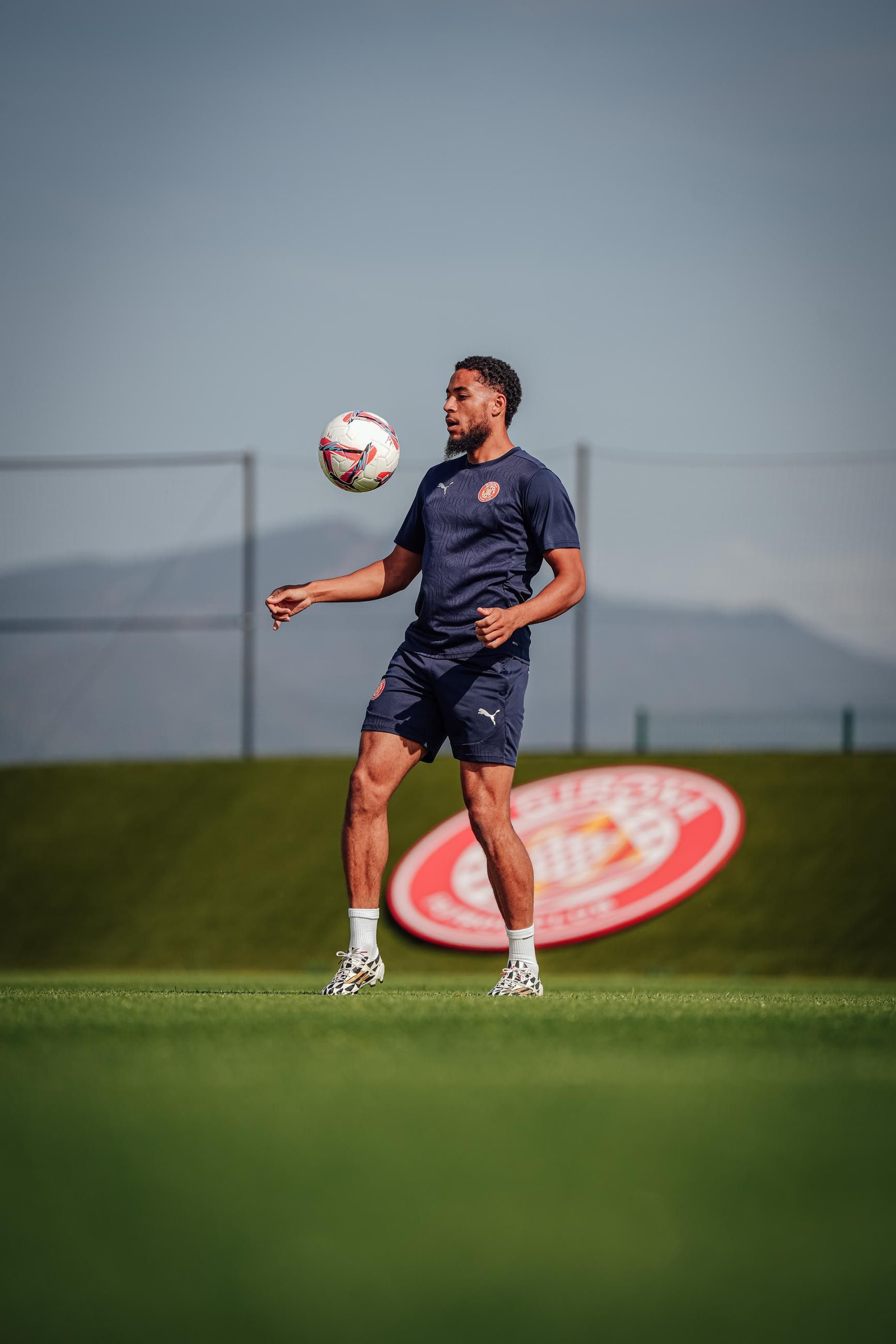 El nuevo fichaje del equipo rojiblanco, en su primer entrenamiento.