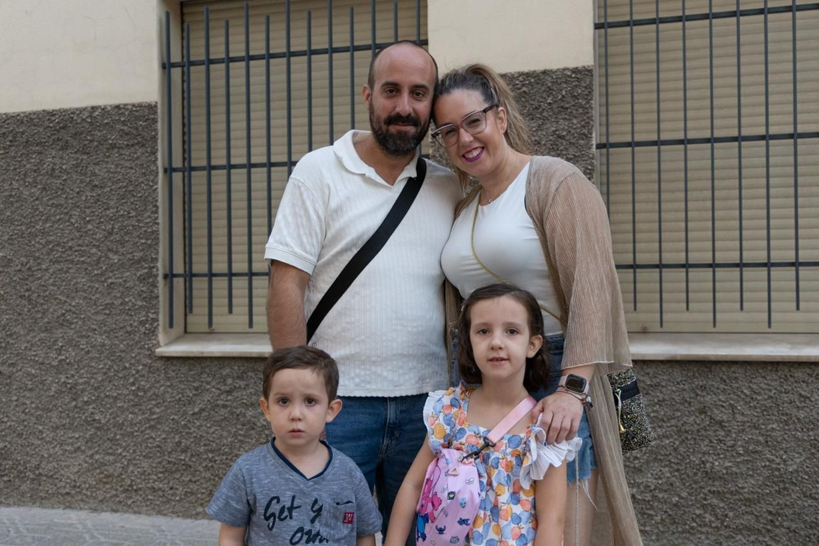 Pasacalles inaugural, fuegos artificiales e iluminación de la portada de feria y del recinto ferial de la Feria de San Bartolomé en Martos