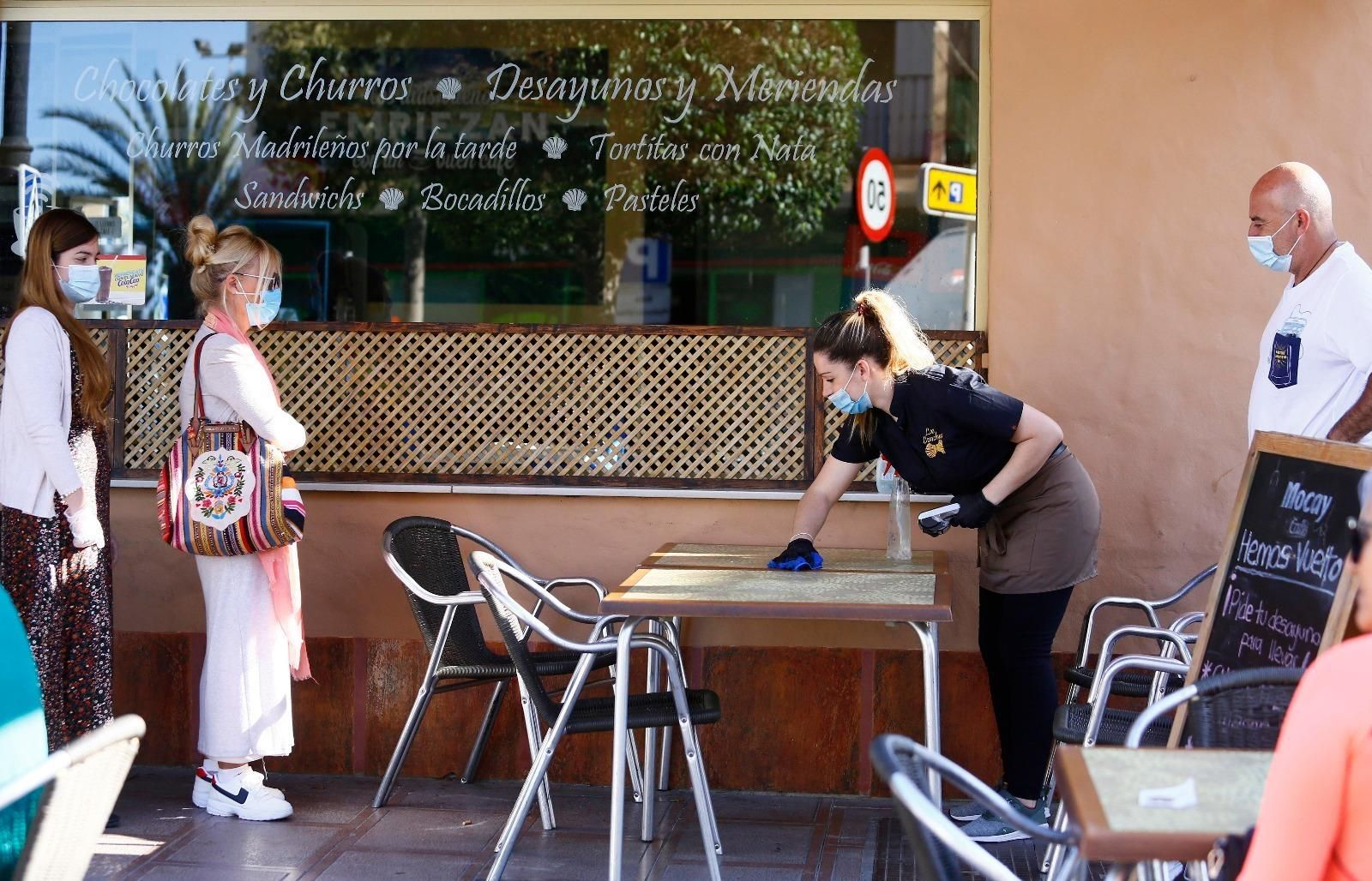 Desescalada en Málaga: Vuelven las terrazas a Rincón de la Victoria