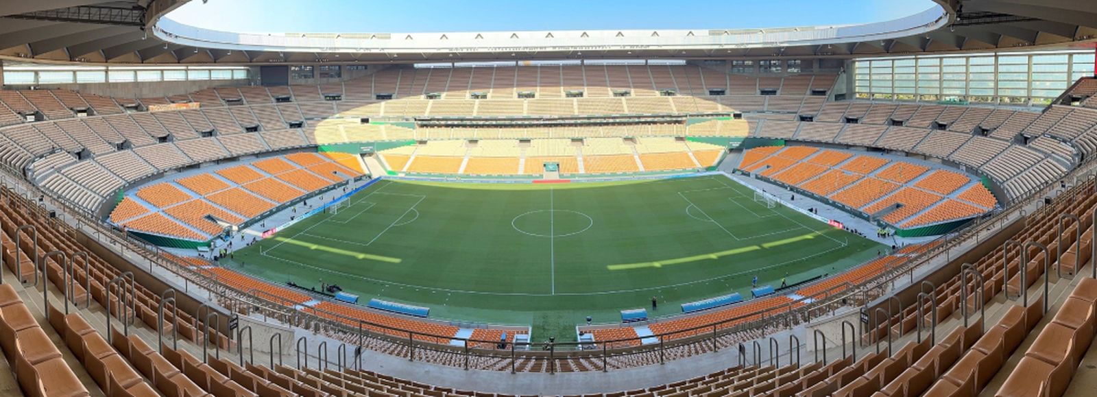 Imagen paorámica del Estadio La Cartuja en la previa de un encuentro del Betis.