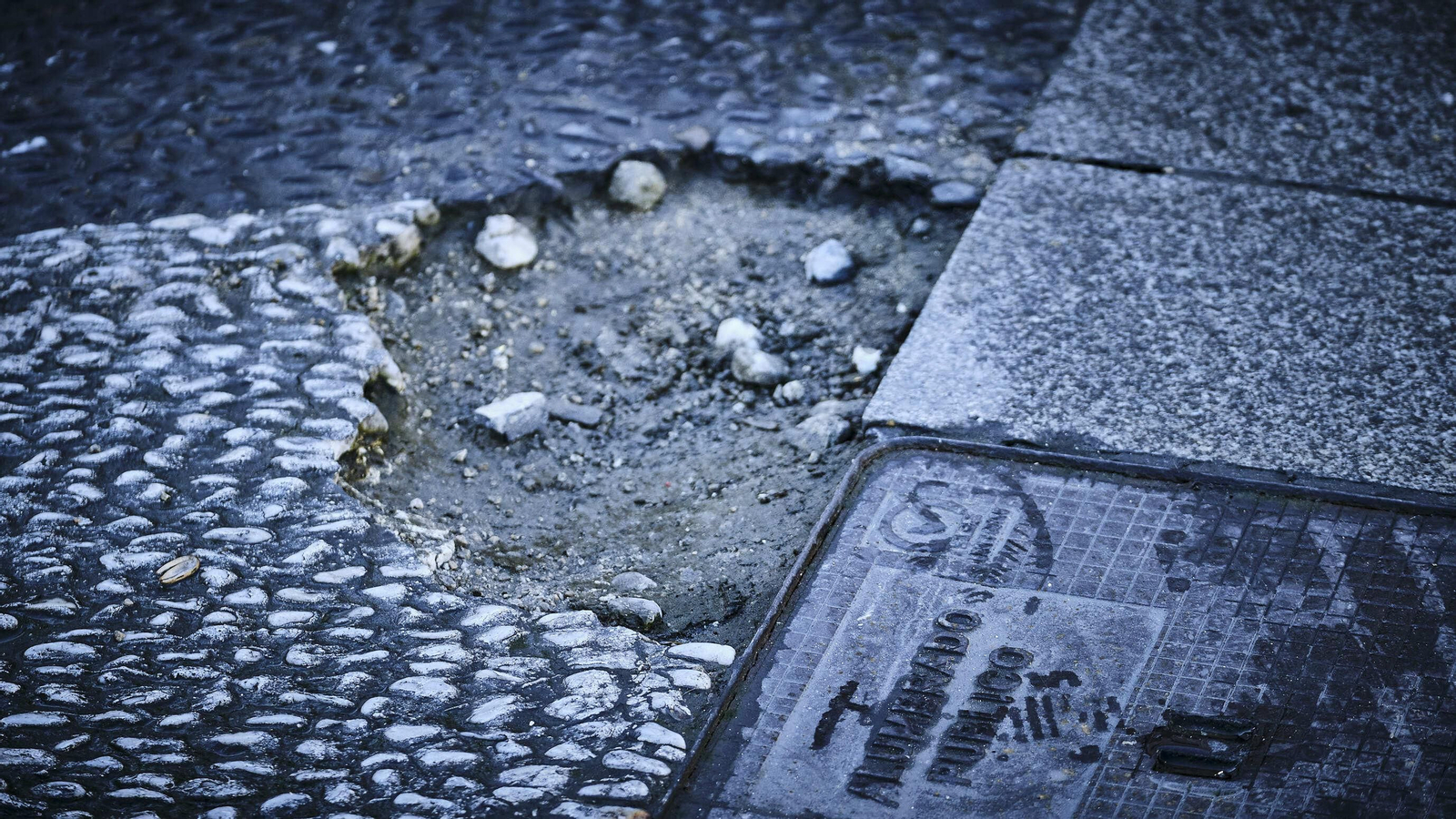 Pavimento en plaza San Juan de Dios