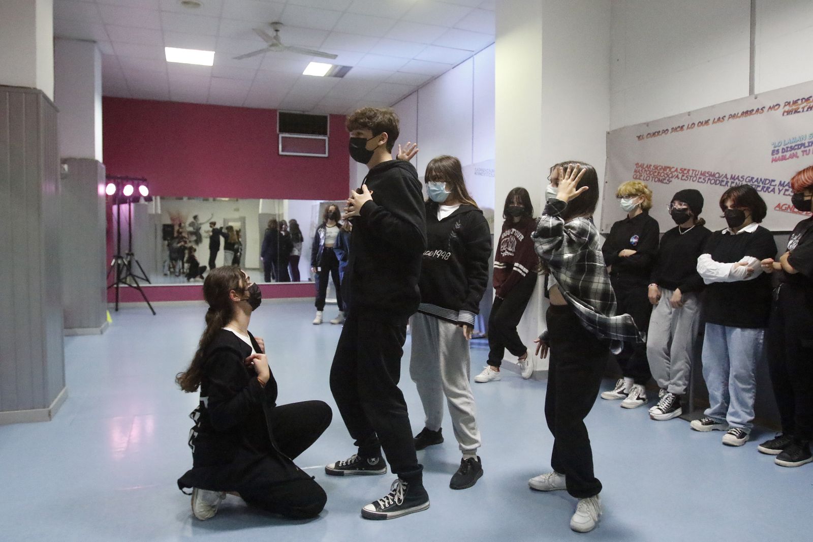 Las fotografías de una clase de K-pop en Córdoba, el baile coreano de moda