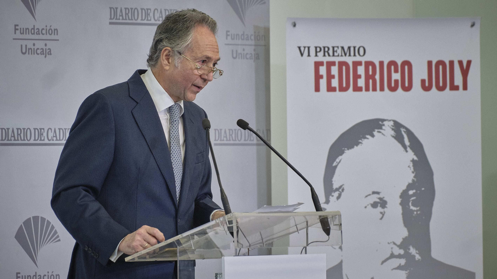 Las imágenes de la entrega del premio Federico Joly al abogado Pedro Pérez-Llorca Zamora