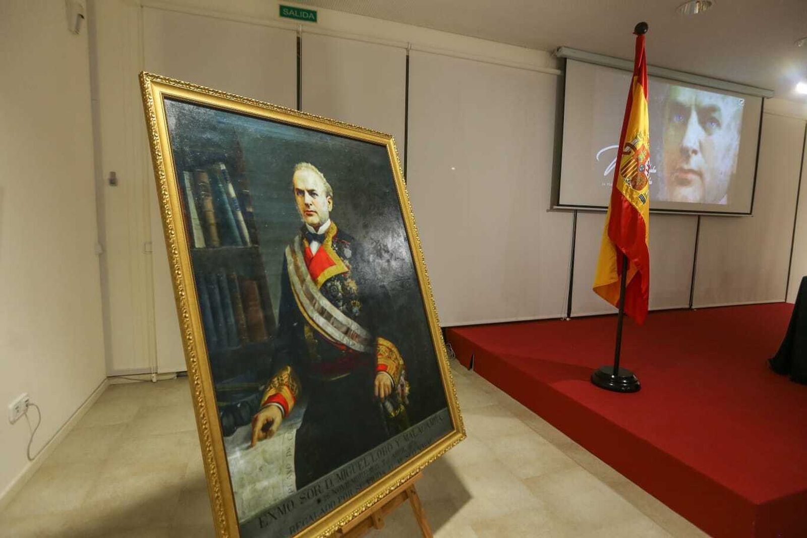 Retrato del contralmirante Lobo, en el Museo Naval para una exposición sobre el marino isleño.