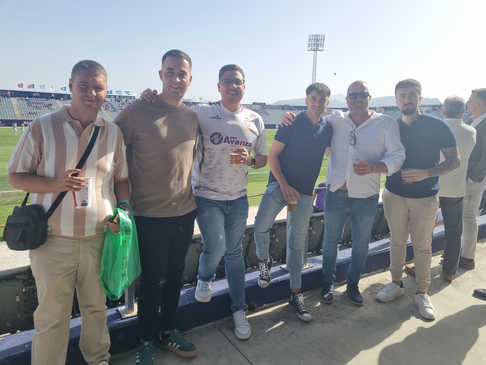 La afición lagarta en el empate entre el Real Jaén y UD Melilla, en imágenes