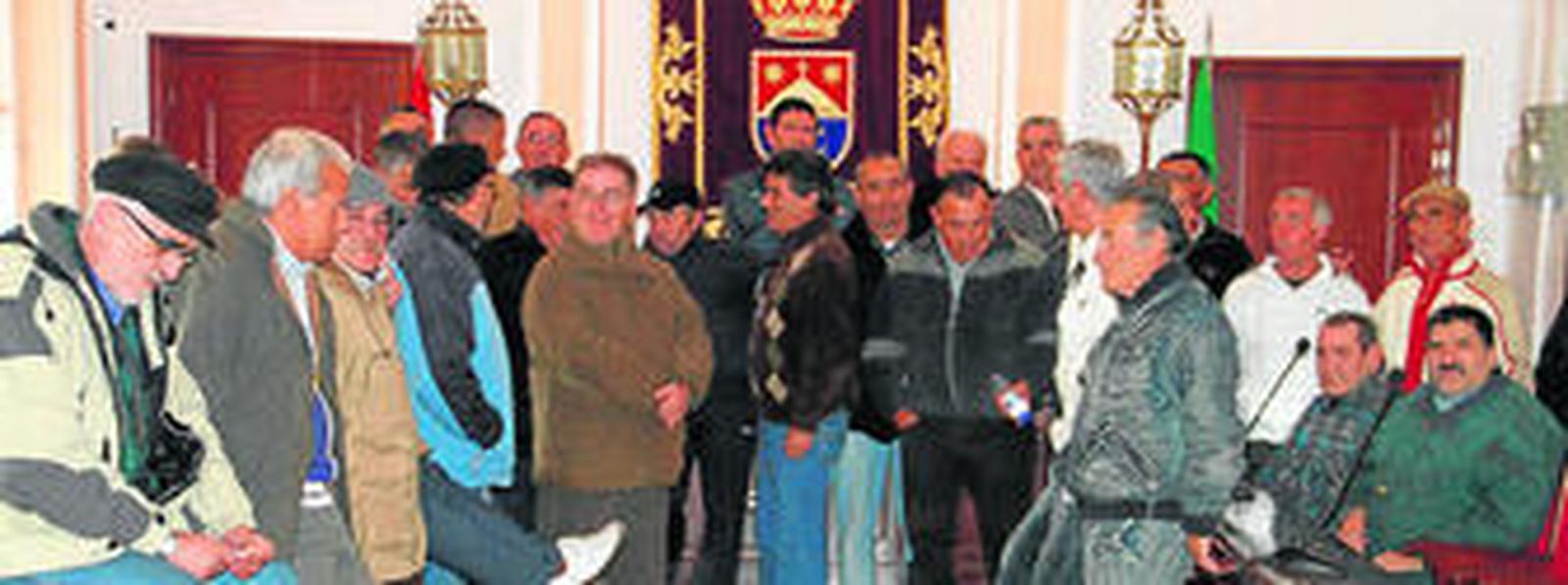 Hace ahora un año que los prejubilados ya tomaron esta misma medida de presión para reclamar sus abonos.