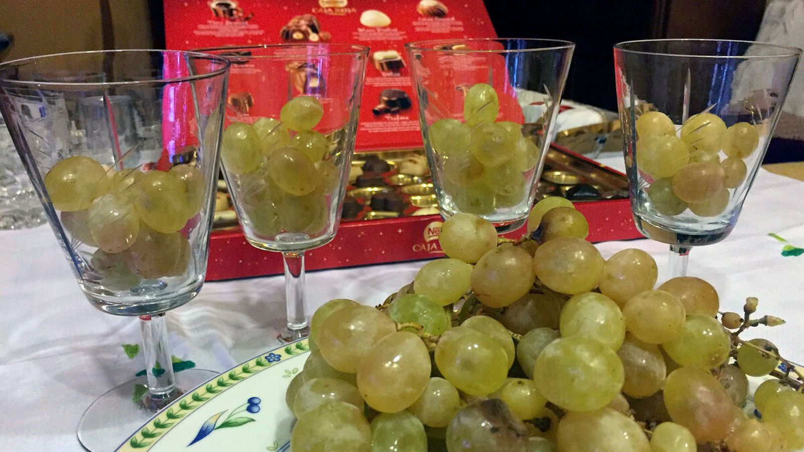 ¿Cuál es la tradición de los doce deseos de las uvas?