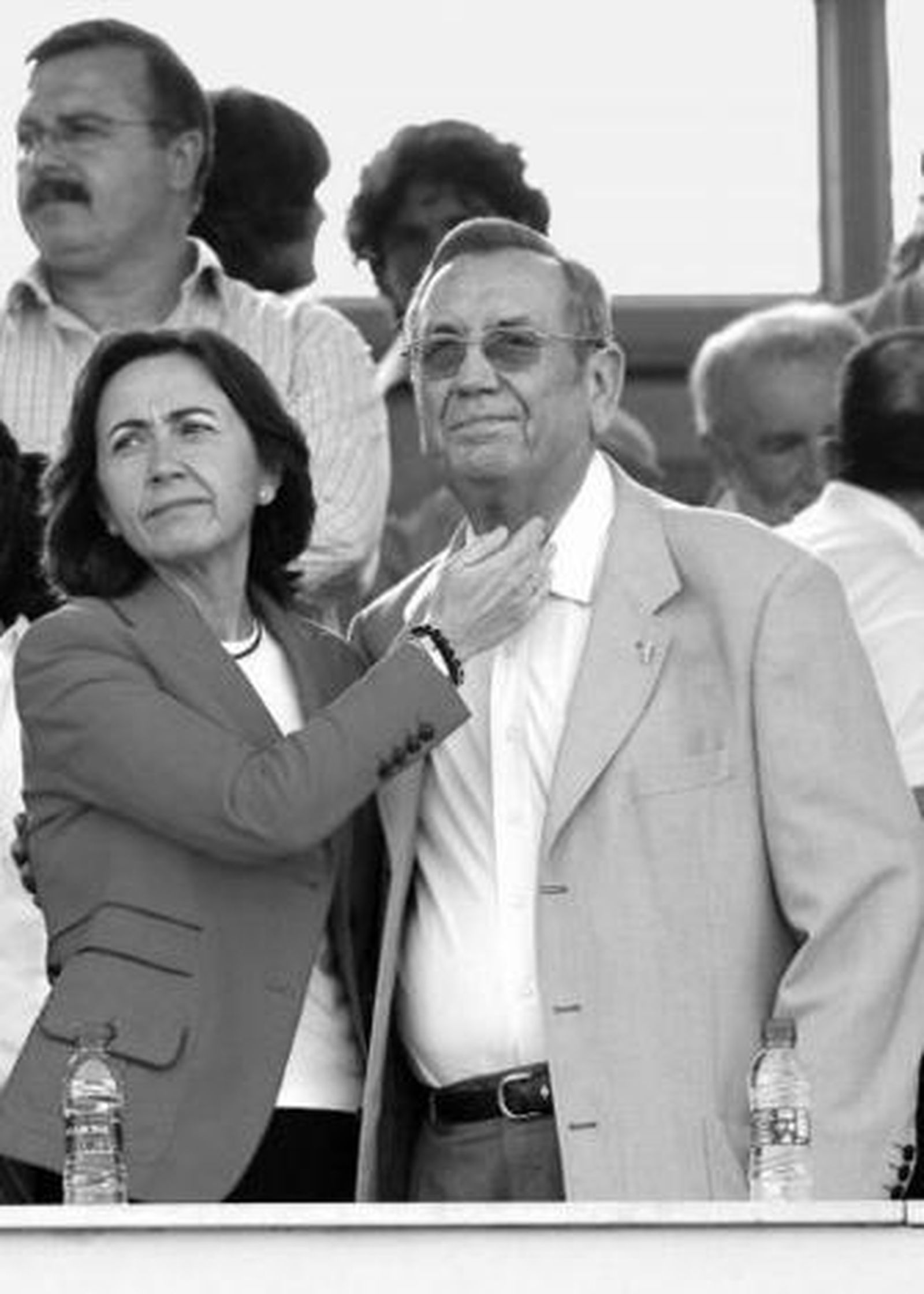 La alcaldesa Rosa Aguilar, junto a Campanero en el palco.