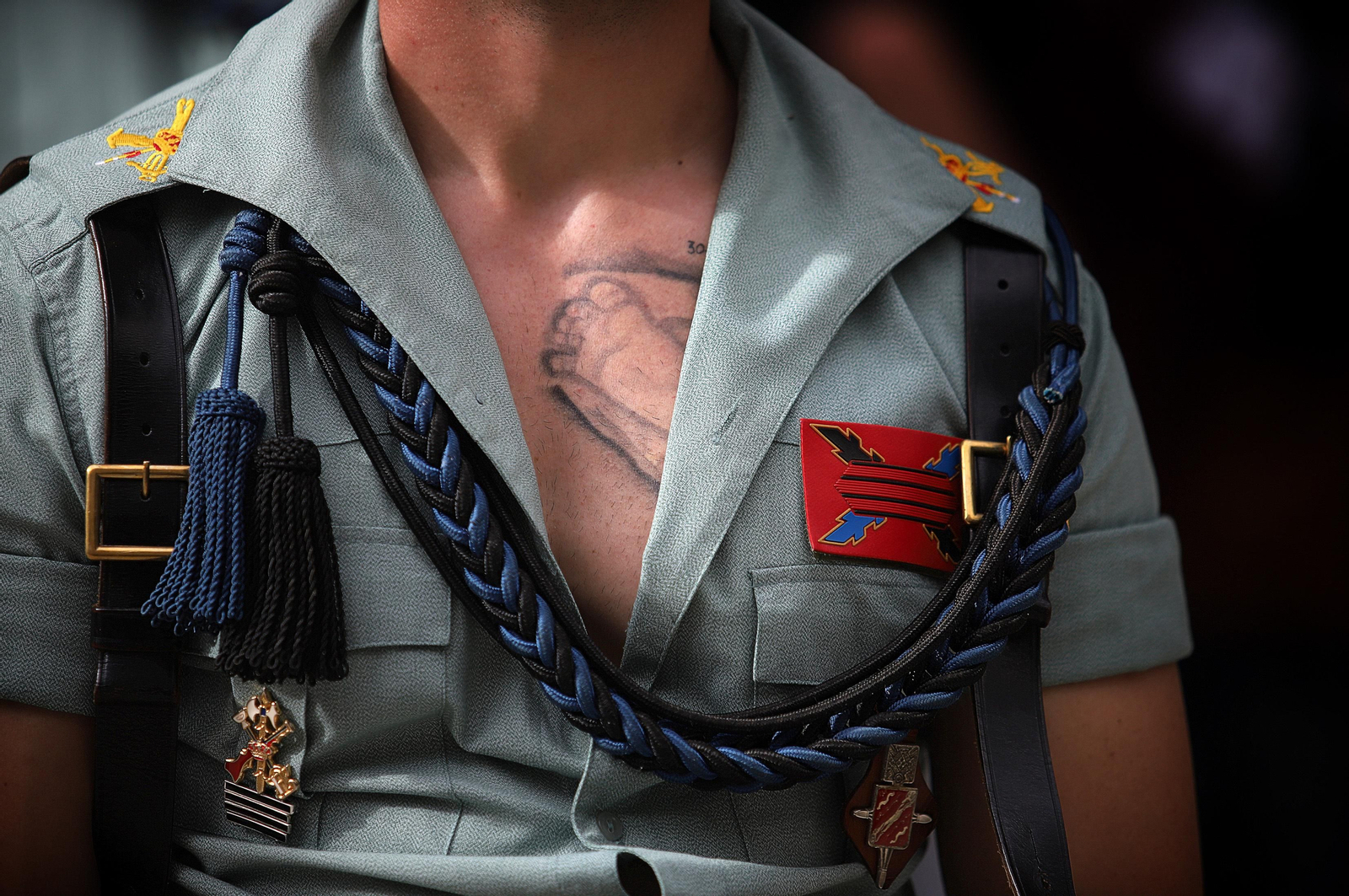 Sábado de Pasión: Imágenes de La Legión con el Cristo de la Vera+Cruz