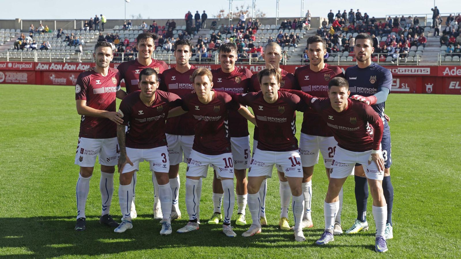 El once del Pontevedra en su visita al Nuevo Mirador.