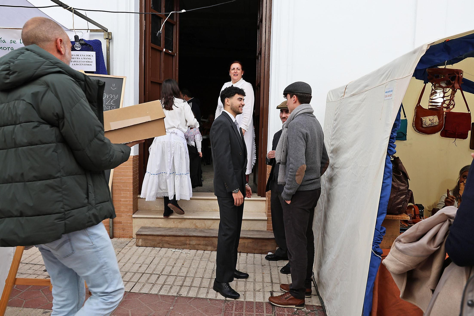 Imágenes del ambiente en la Feria de Época 1900 de Moguer