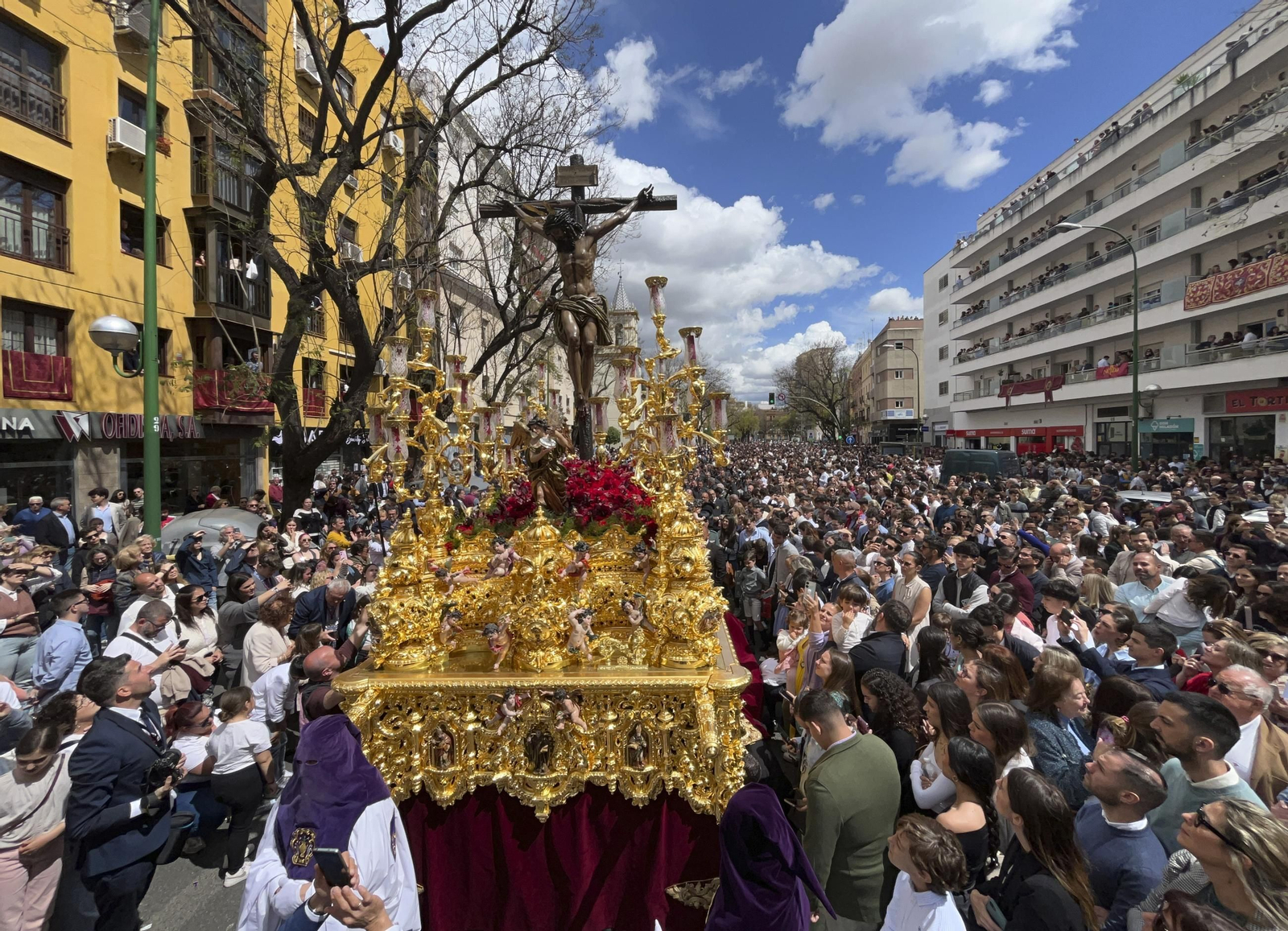 la Hermandad de San Benito en la Semana Santa de Sevilla 2025