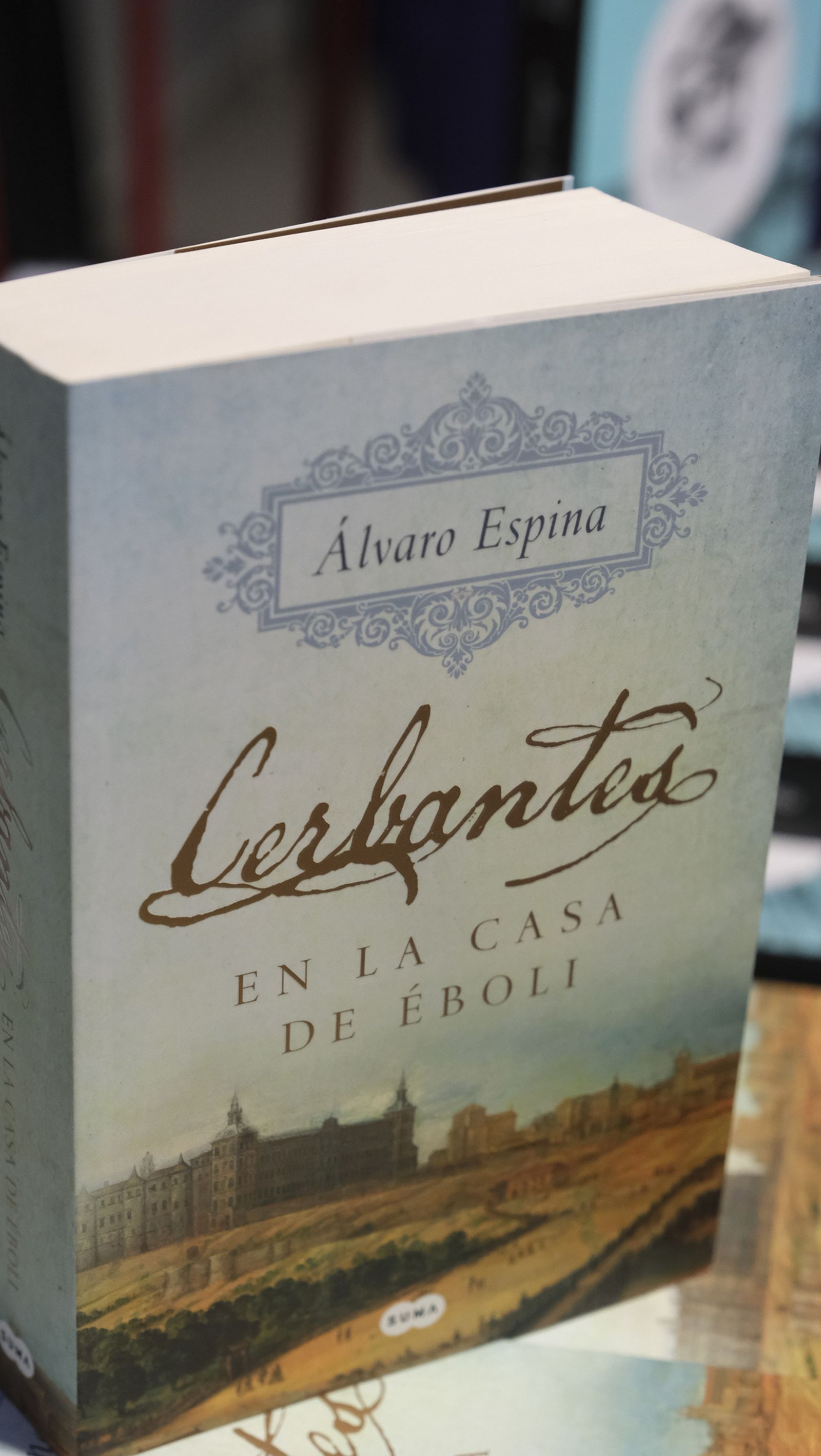 Imágenes del Diario de los Libros, con el escritor Álvaro Espina. Almería.