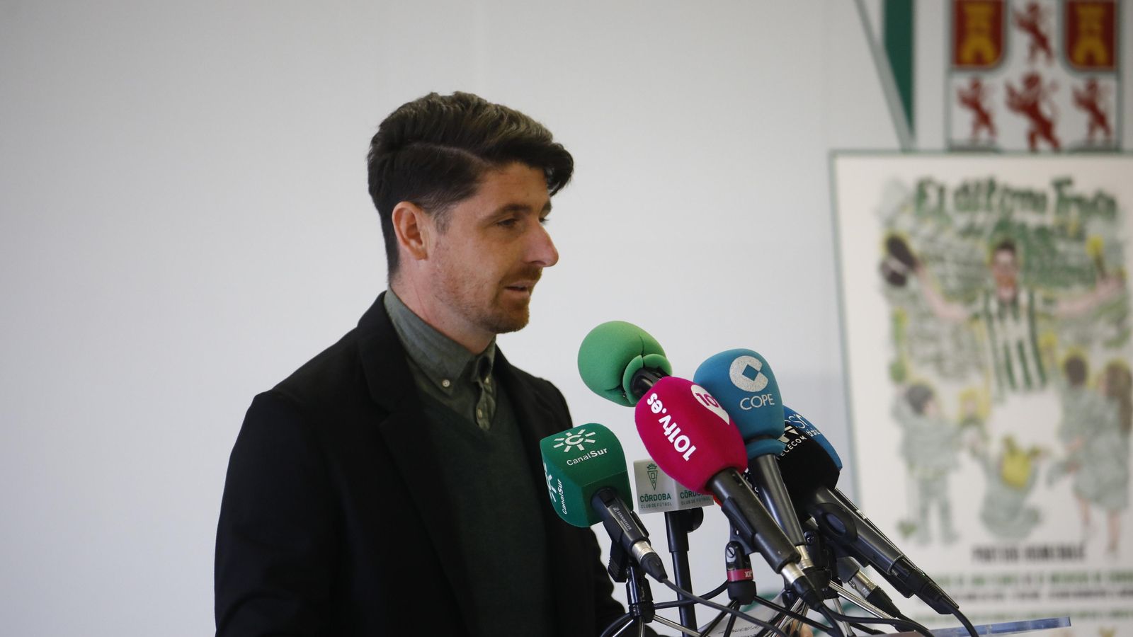 Javi Flores durante la presentación de su partido homenaje.