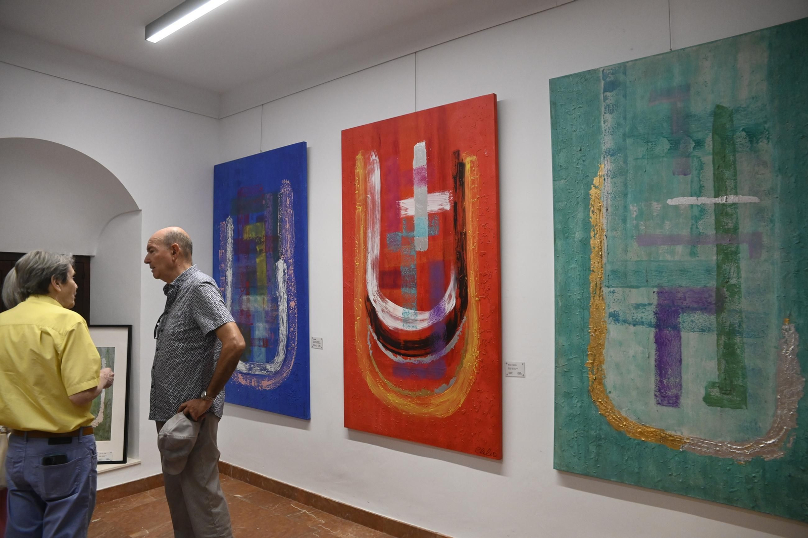 La inauguración de la exposición 'Miscelánea' de Clelia Muchetti, en imágenes