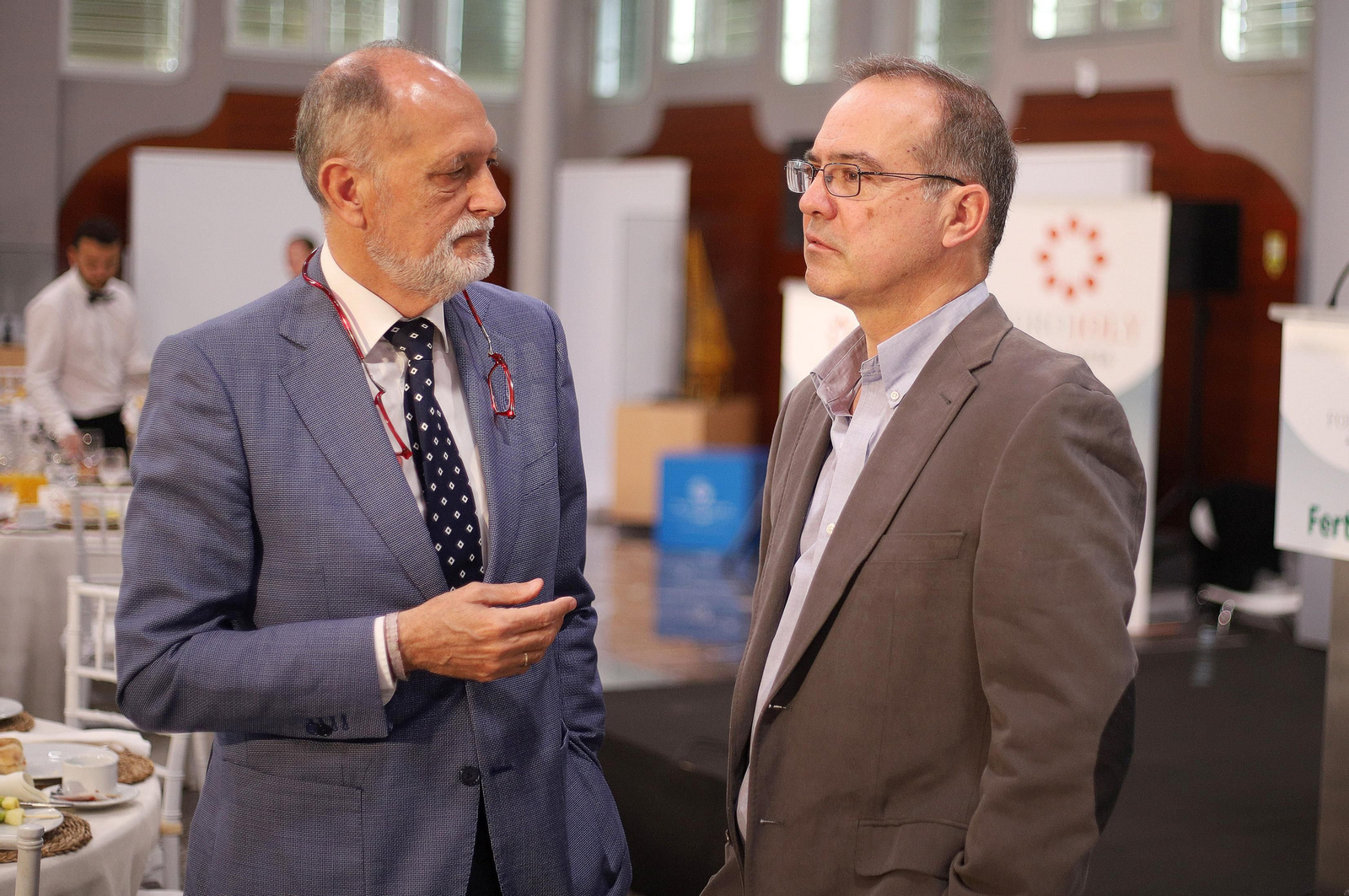 Imágenes del desayuno-coloquio con Jorge Paradela en el Foro Joly Andalucía