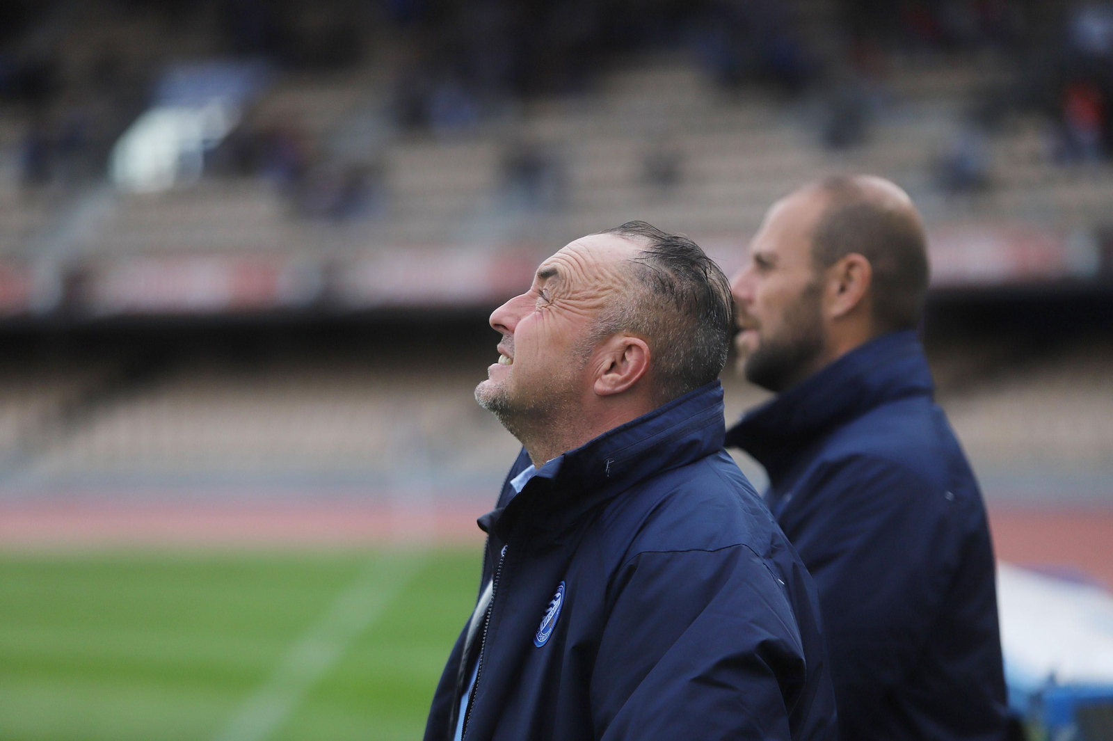Josu Uribe, mirando al cielo en Chapín.