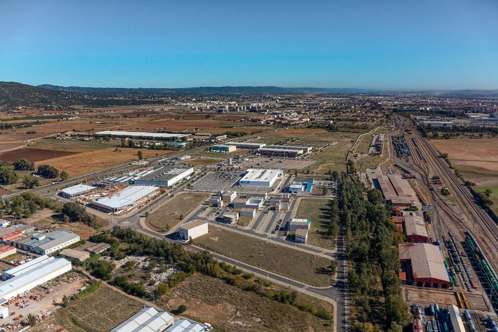 Área logística de Córdoba con la terminal ferroviaria del Higuerón al lado.