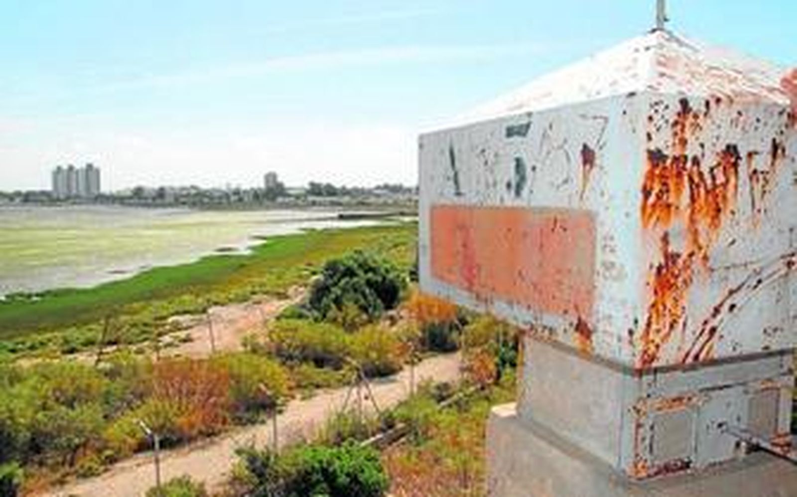 Uno de los parajes de la zona de los polvorines de Fadricas, en San Fernando.