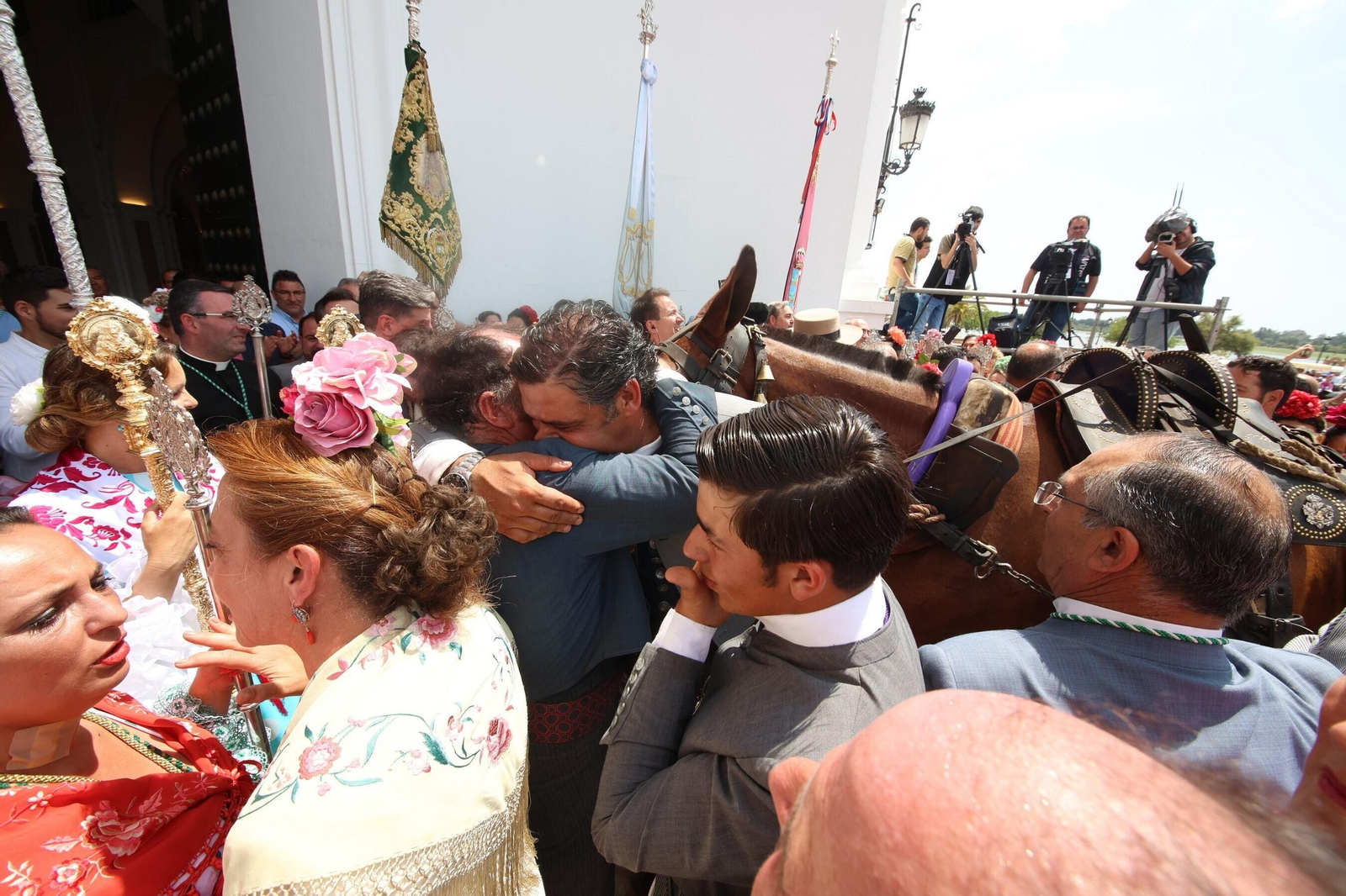 La Hermandad del Rocío de Jerez se presenta ante la Virgen