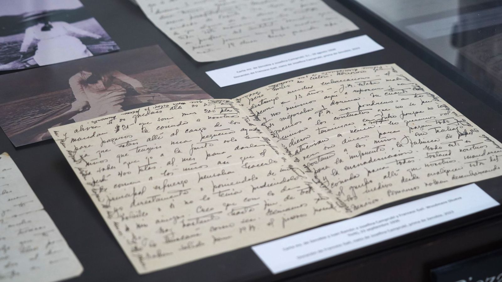 Detalle de la caligrafía de Zenobia.