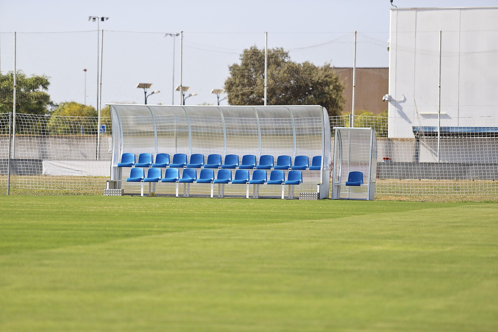 Imágenes de la inauguración del campo 1 de la Ciudad Deportiva del Real Club Recreativo de Huelva