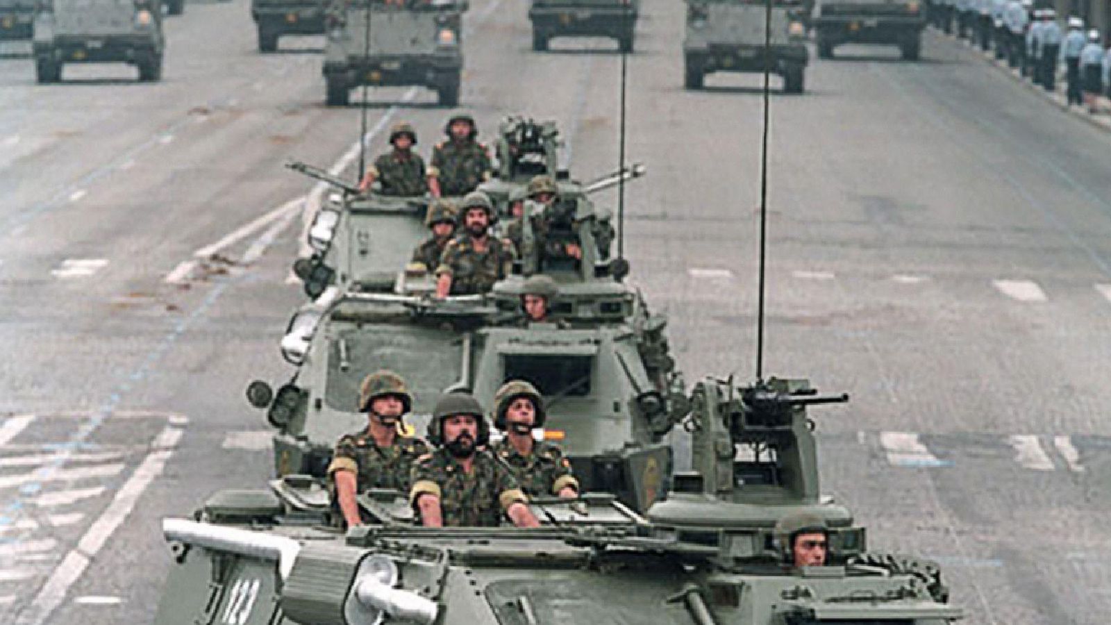 Desfile del Eurocuerpo en París.