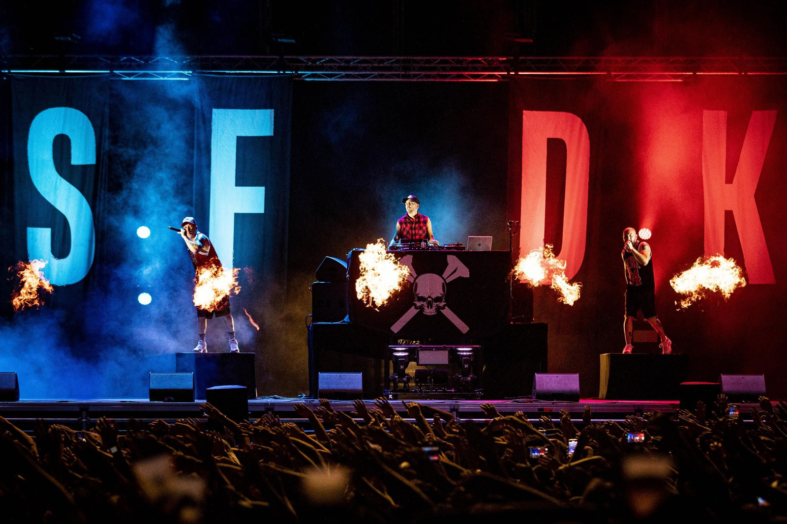 Búscate en las imágenes del concierto de SFDK en el Bahía Sound