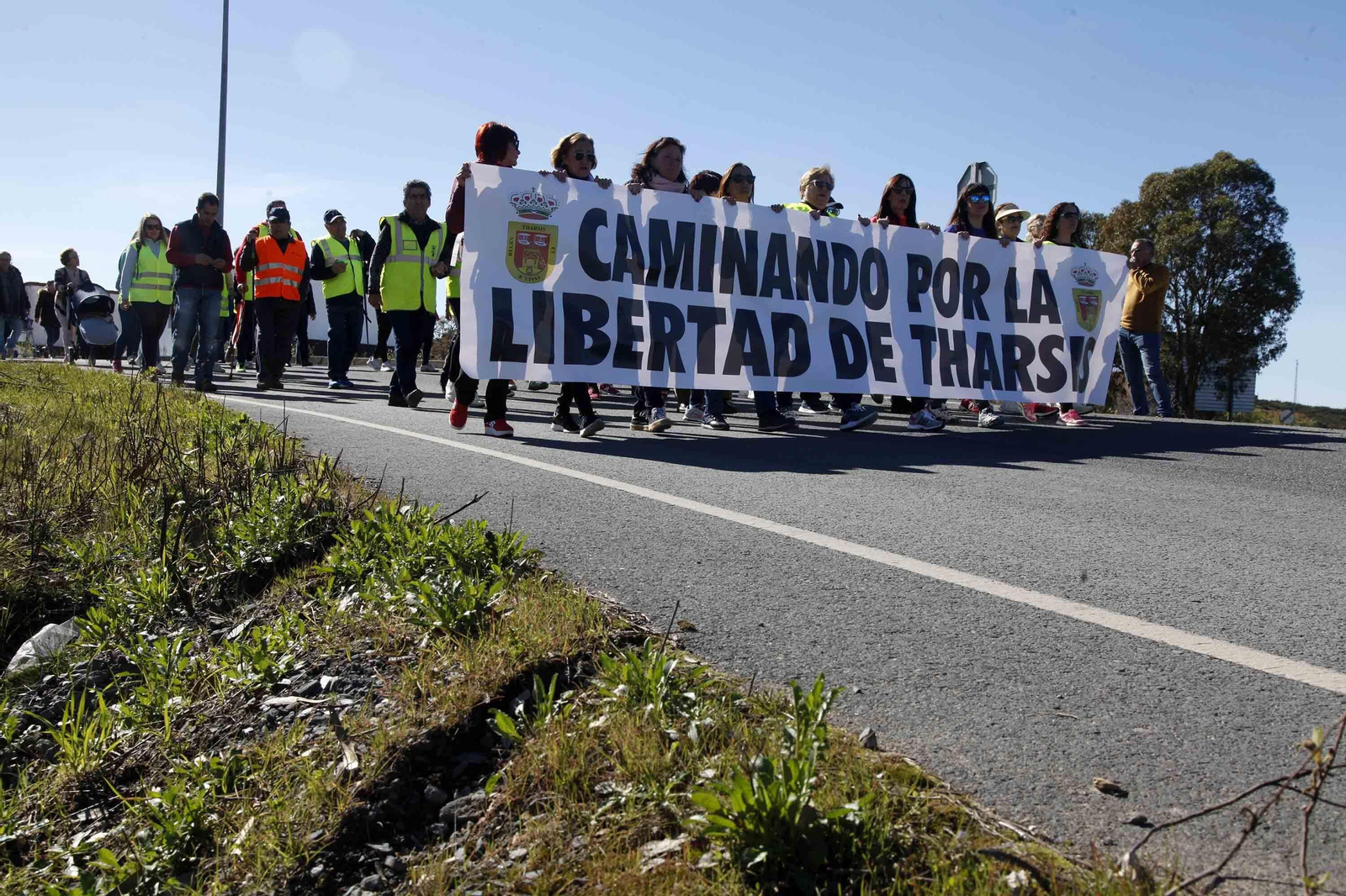 Marcha de los vecinos hasta Sevilla para pedir la segregación.