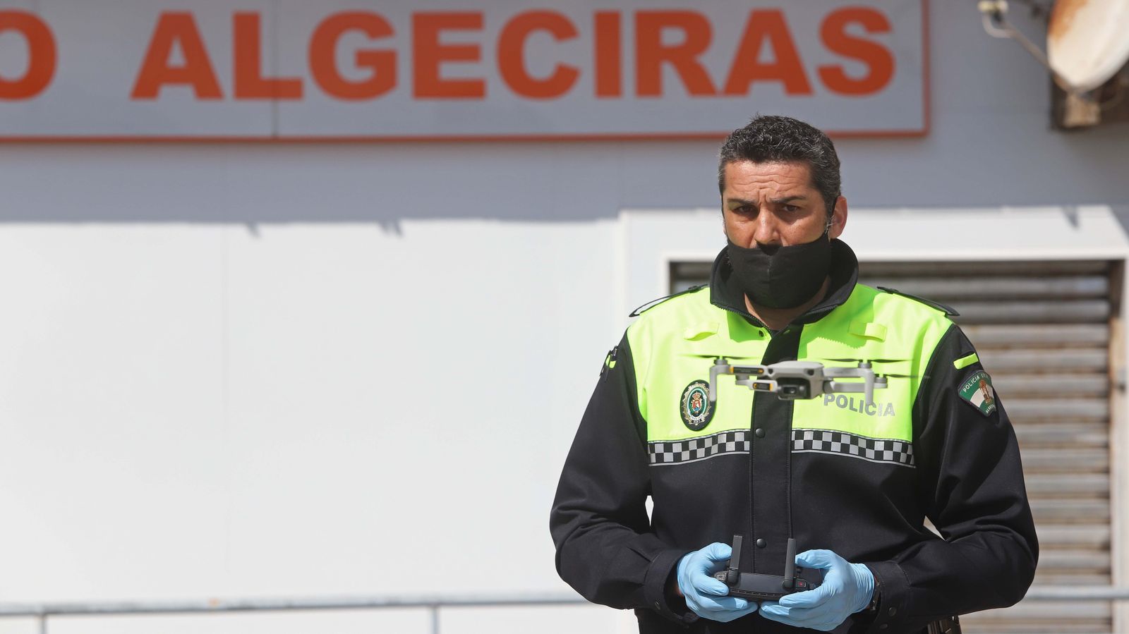 Desalojo del edificio La Escalinata