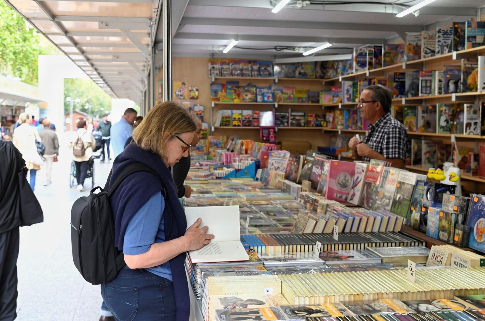 La Feria del Libro Antiguo de Córdoba, en imágenes