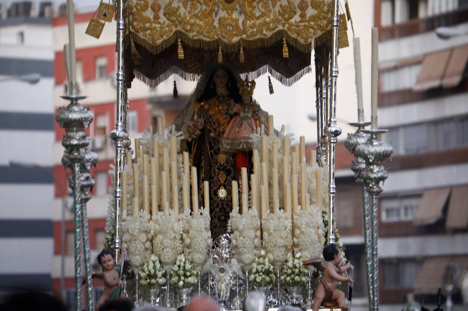 Las mejores fotos de la procesión de la Virgen del Carmen de San Cayetano de Córdoba