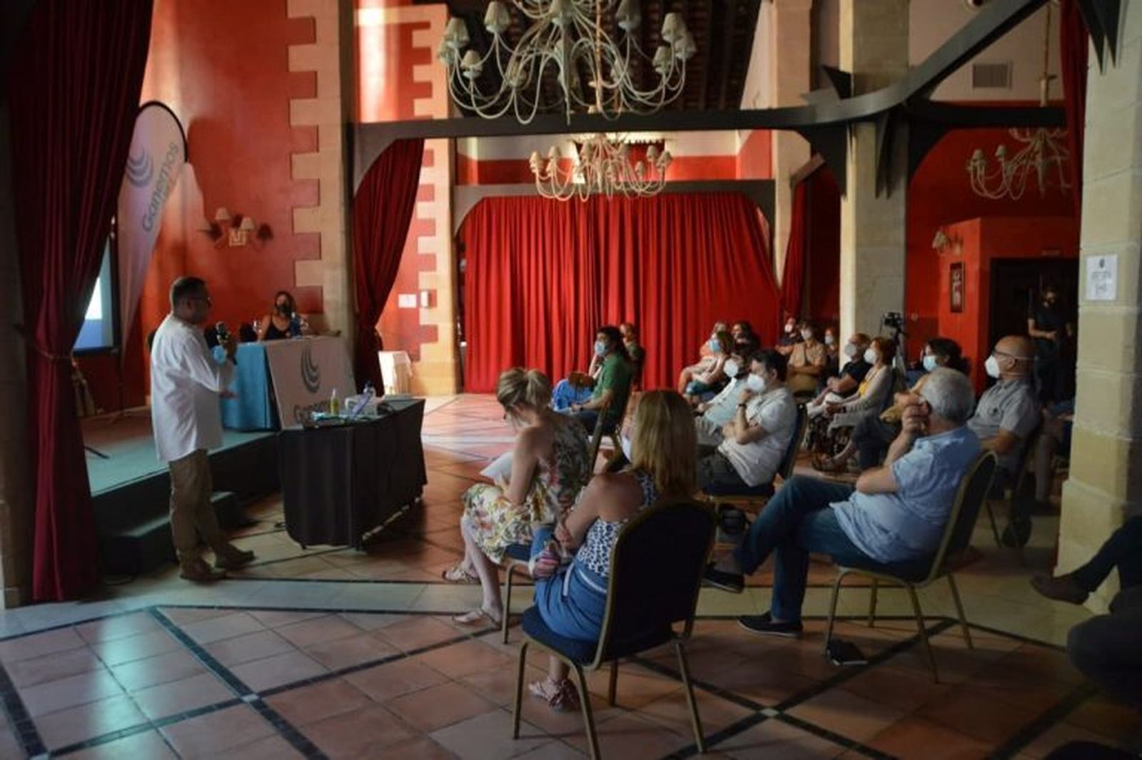 Un momento de las jornadas de Ganemos.