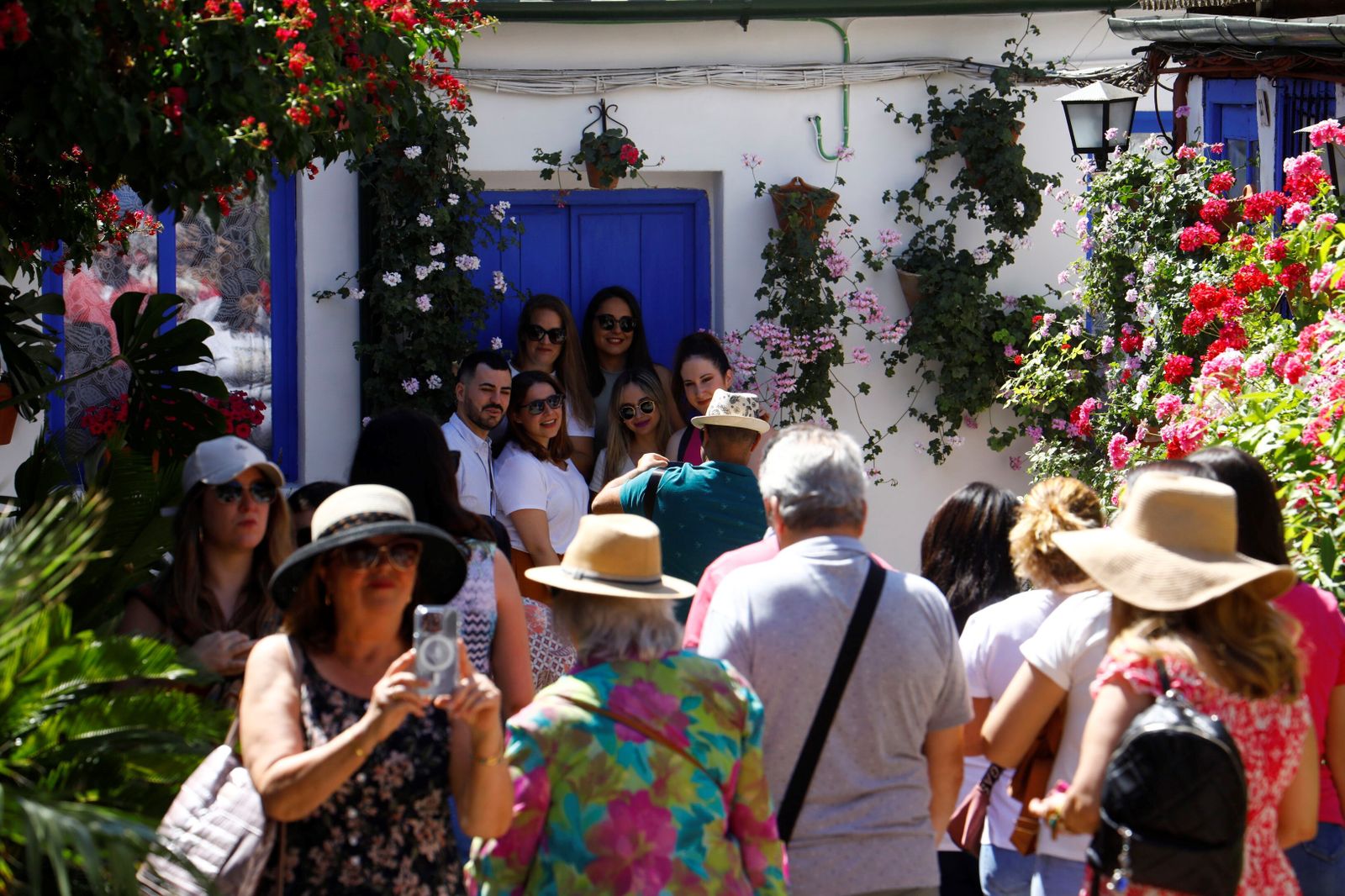 Las colas en el último sábado de Patios de Córdoba, en imágenes