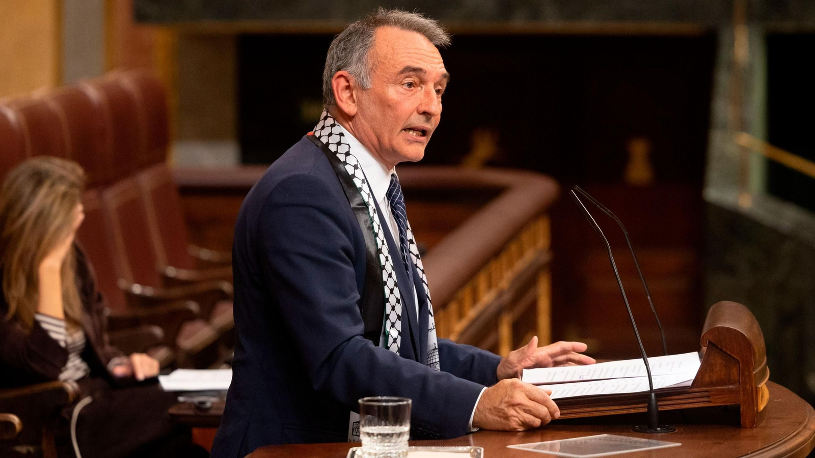 El diputado de Sumar Enrique Santiago, durante una sesión plenaria en el Congreso de los Diputados.