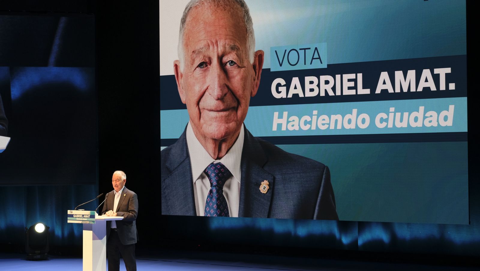 Imágenes de Rajoy apoyando la candidatura de Gabriel Amat a la Alcaldía de Roquetas de Mar