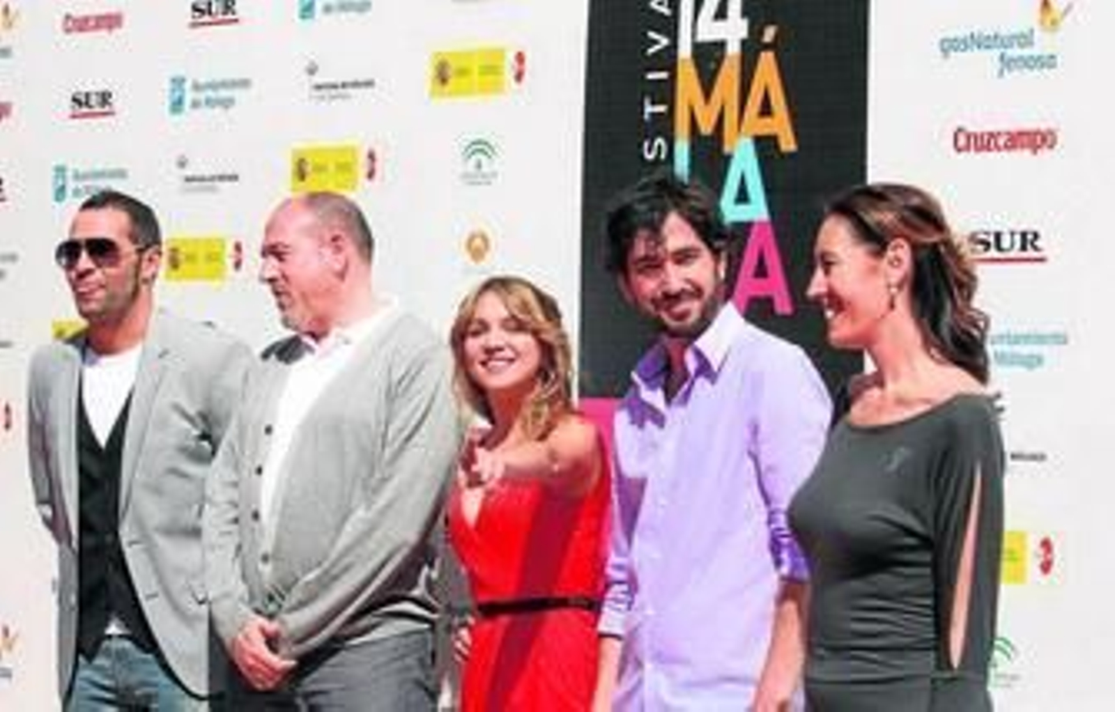 El equipo de 'Brutal Box', ayer, en el Cine Albéniz.