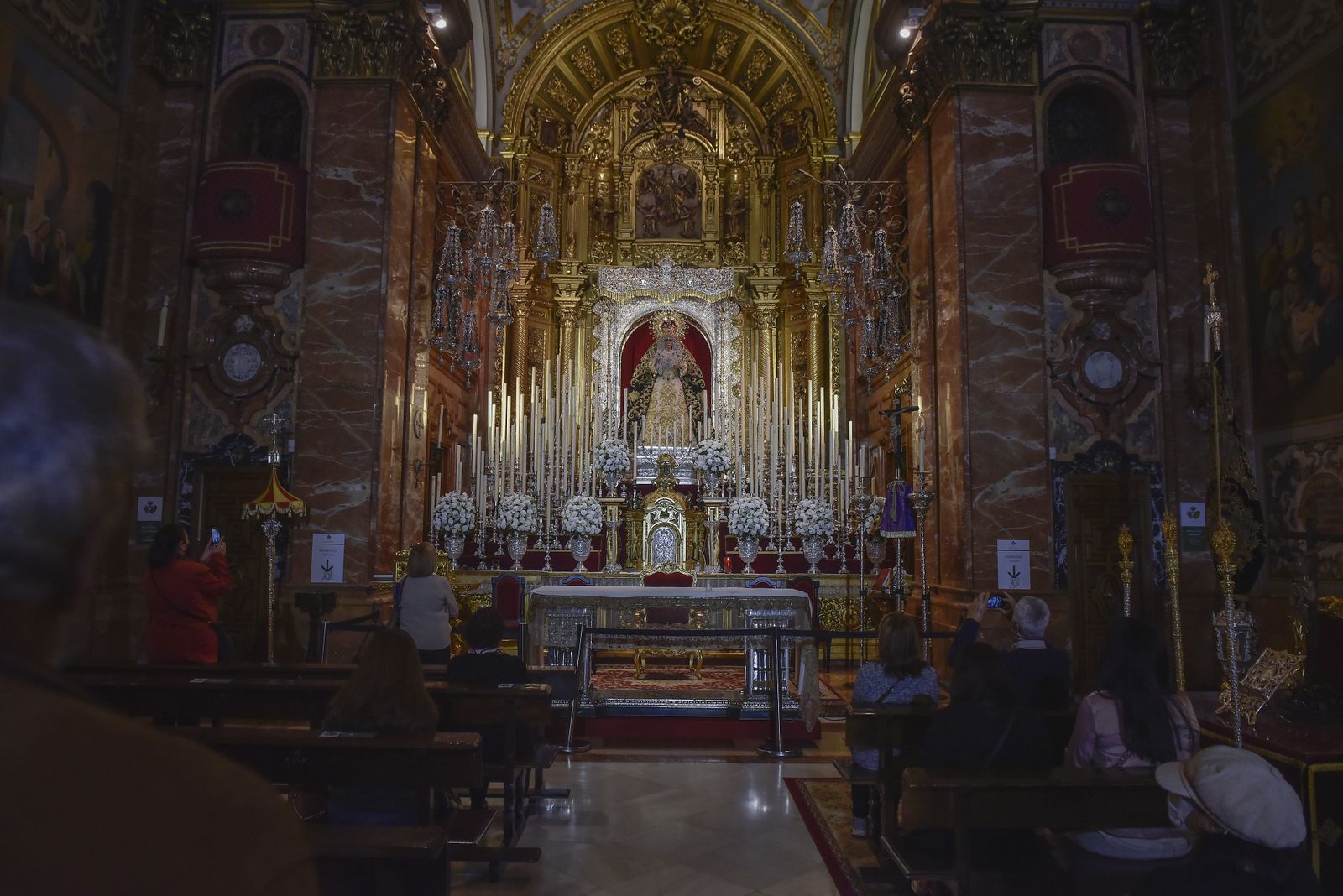 Domingo de visitas a los templos