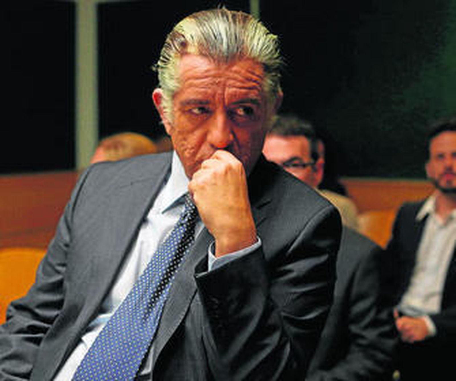 El actor, como el ex tesorero del PP Luis Bárcenas en una imagen de 'B', de David Ilundain.