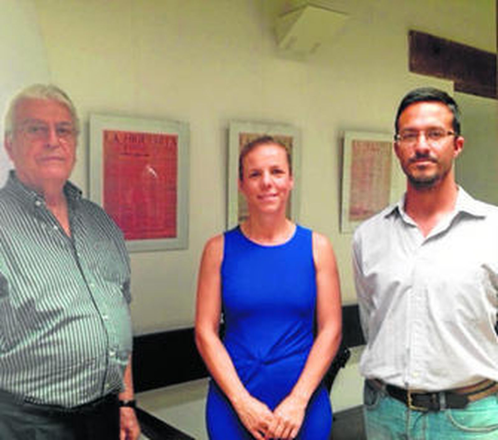 Rafael López, Montserrat Márquez y Agustín Ponce, en la exposición.