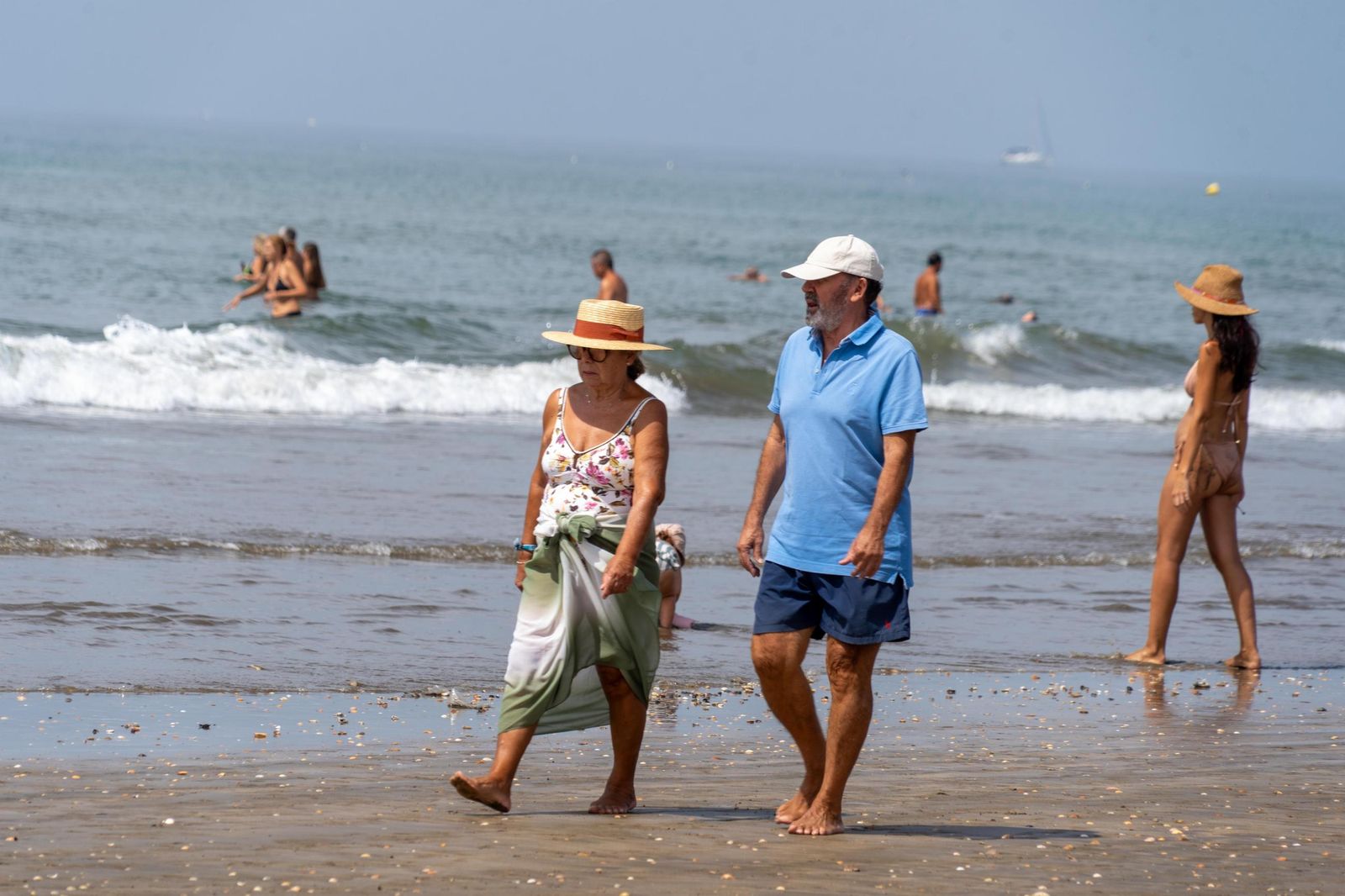 El ambiente de las playas de Huelva el domingo 24 de agosto