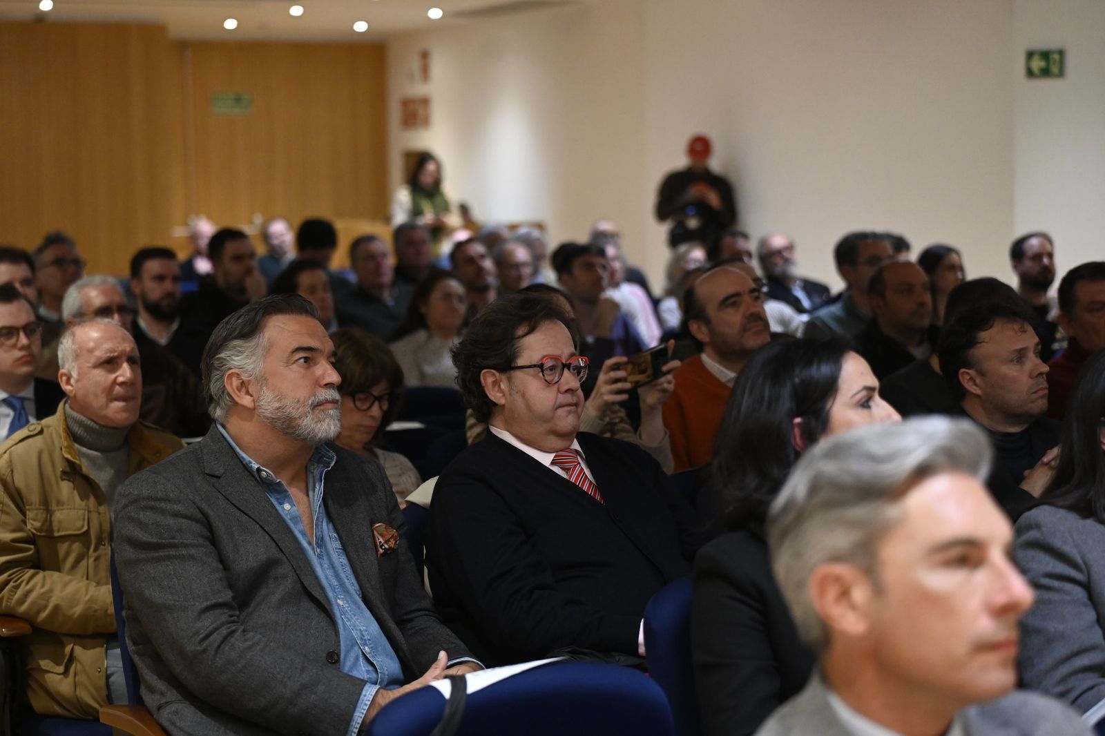 Las fotos de la presentación de la revista Córdoba Cofrade