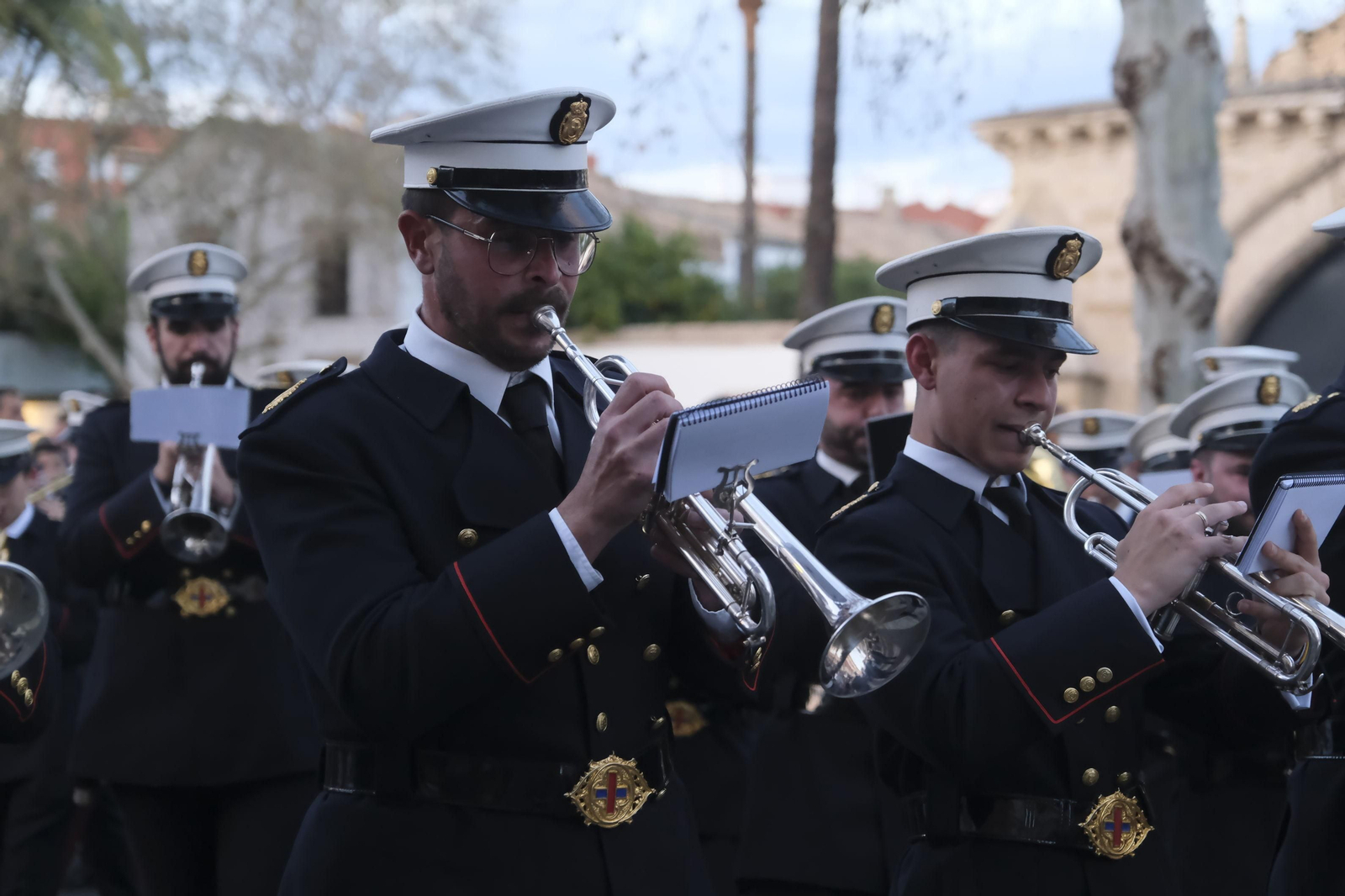 La procesión del Señor de la Bondad de Córdoba, en imágenes