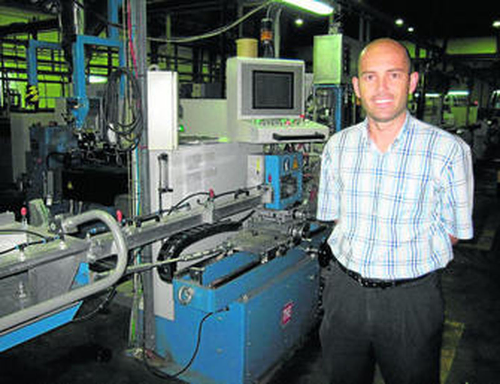 Carlos Lavilla, director general de Naandanjain Ibérica, en la fábrica de Almería.