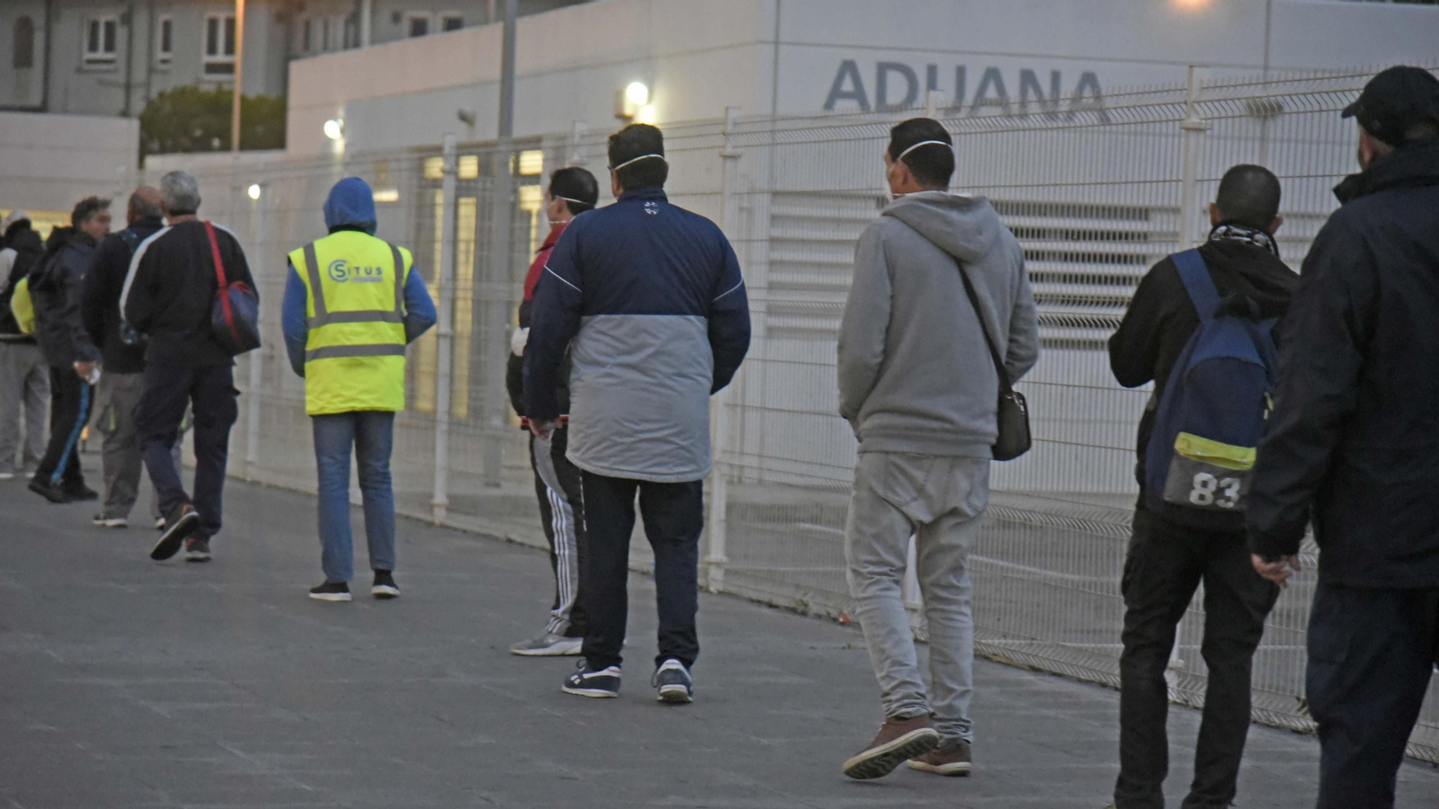 Las fotos de un día laborable en Gibraltar durante el coronavirus