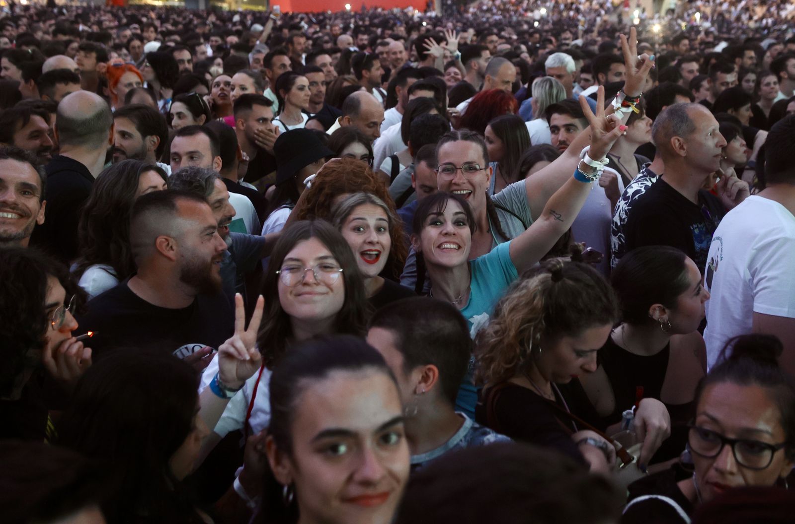 Búscate en el concierto de Estopa