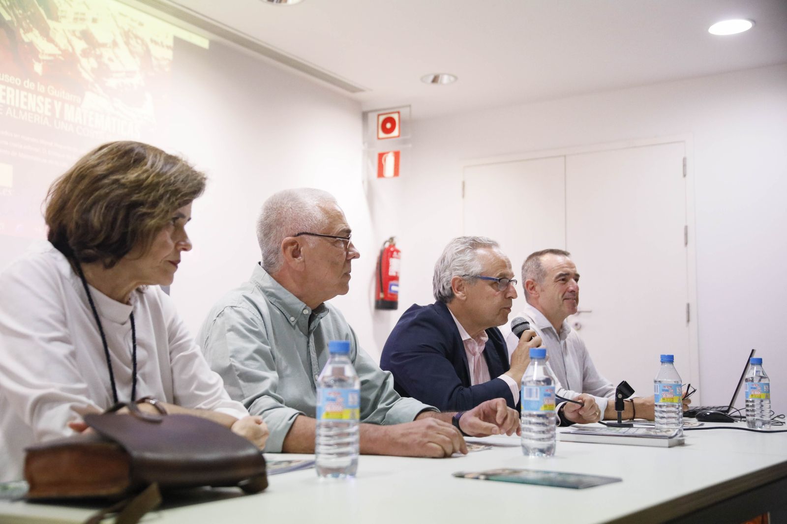 Las matemáticas aplicadas a la ciudad de Almería, en imágenes